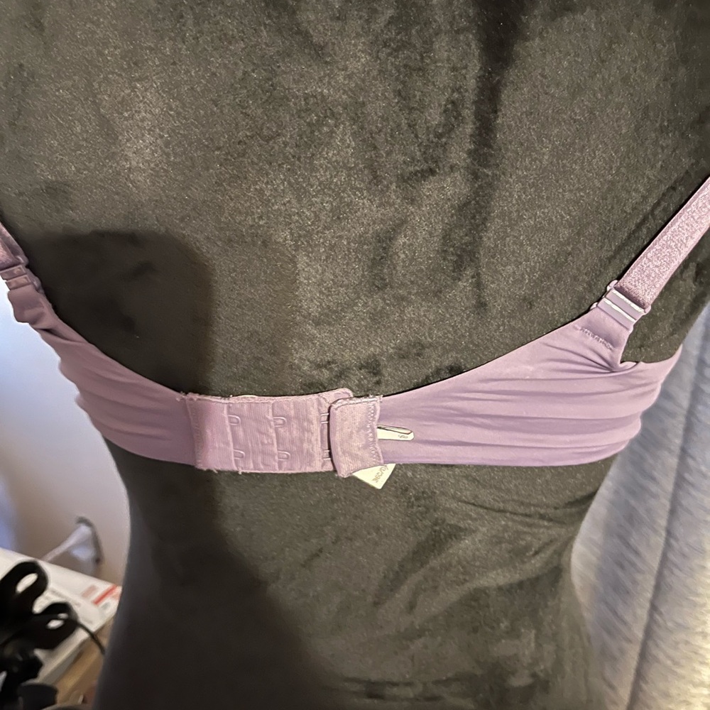 Victoria Secret Bra View 2